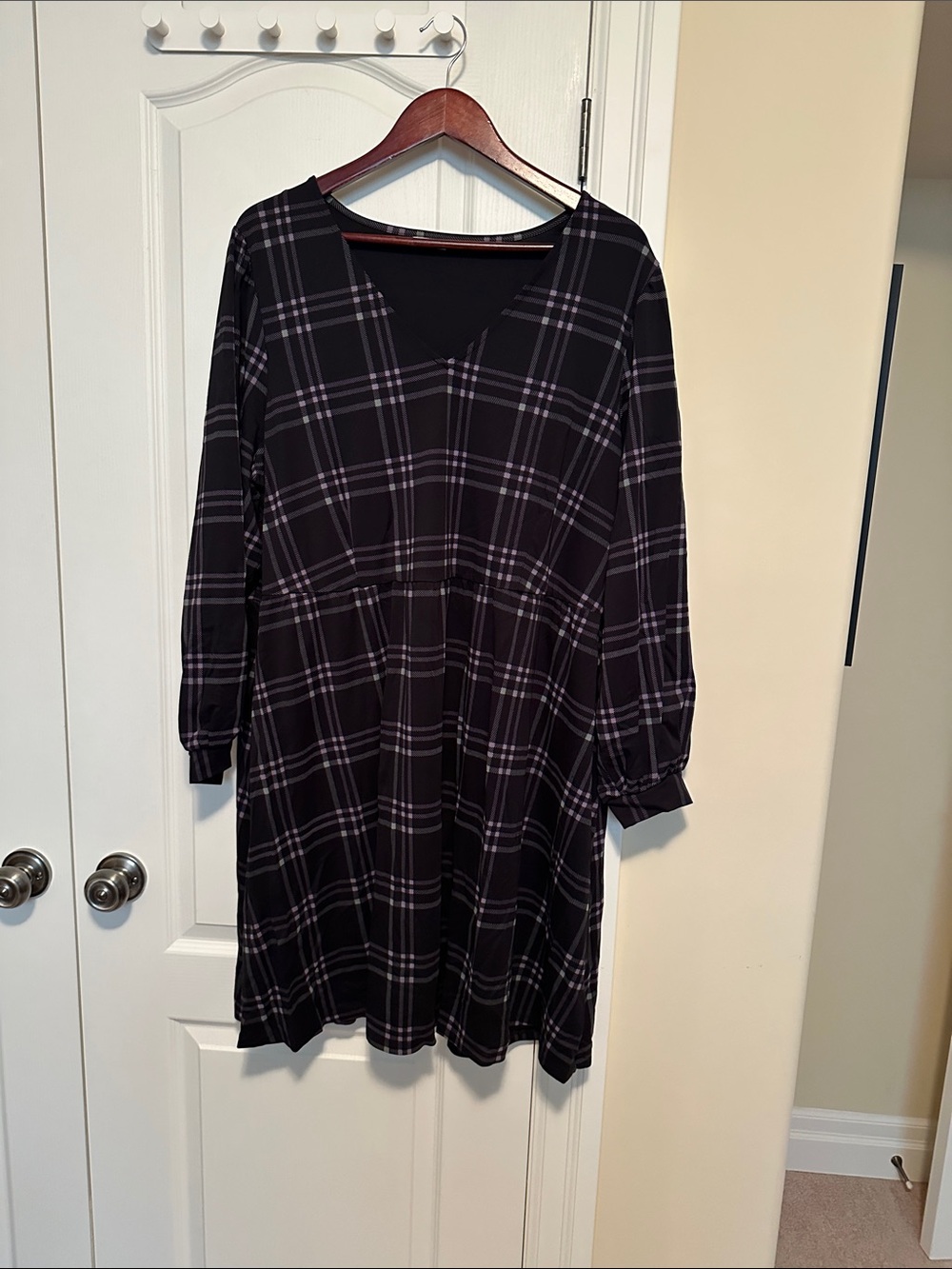 Penningtons Black Plaid V-Neck Long Sleeve Dress